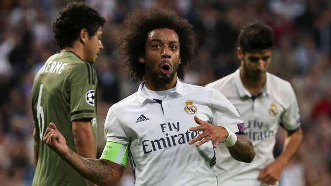 Real Madrid berhasil berpesta lima gol ke gawang Legia Warszawa, yang diwarnai gol bunuh diri tim lawan dalam laga Liga Champions di Santiago Bernabeu.