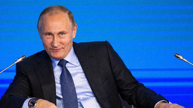 Rencana kunjungan Presiden Rusia, Vladimir Putin, ke Indonesia sejak 2018 sampai saat ini belum terwujud.