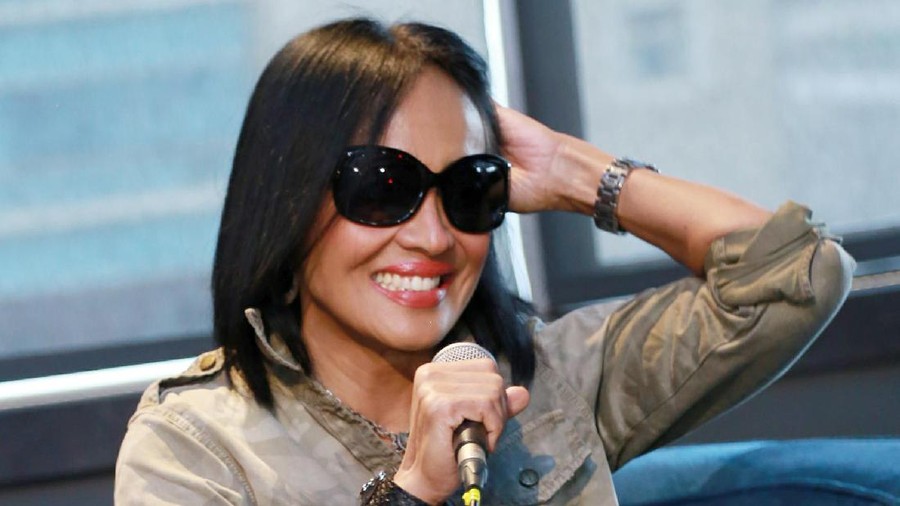 Atiek CB saat press conference soal konsernya