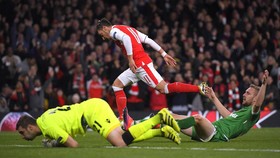 Oezil Hattrick, Arsenal Pesta Enam Gol ke Gawang Ludogorets