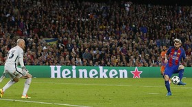 Kaki Kiri Messi yang Bikin Semuanya Terlihat Mudah