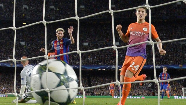 Lionel Messi membukukan sejumlah catatan penting selepas mencetak hattrick ke gawang Manchester City di Camp Nou, Rabu (19/10).
