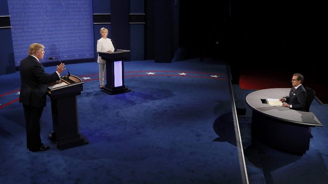Duel terakhir Hillary Clinton dan Donald Trump dalam debat capres Amerika Serikat telah berlangsung di Las Vegas, Rabu malam waktu setempat (19/10). 