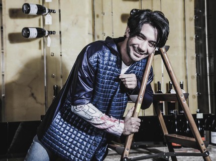 Reza Rahadian Yakin Jadi Mualaf, Begini Respons Bijak Ibunda
