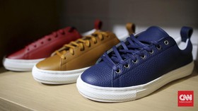 5 Cara Merawat Sneaker Berbahan Kulit