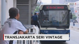 PT Transjakarta Luncurkan Dua Bus Seri Vintage
