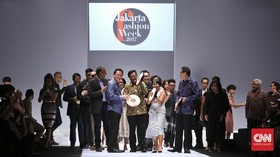 Lenggak-lenggok Fesyen India di Indonesia