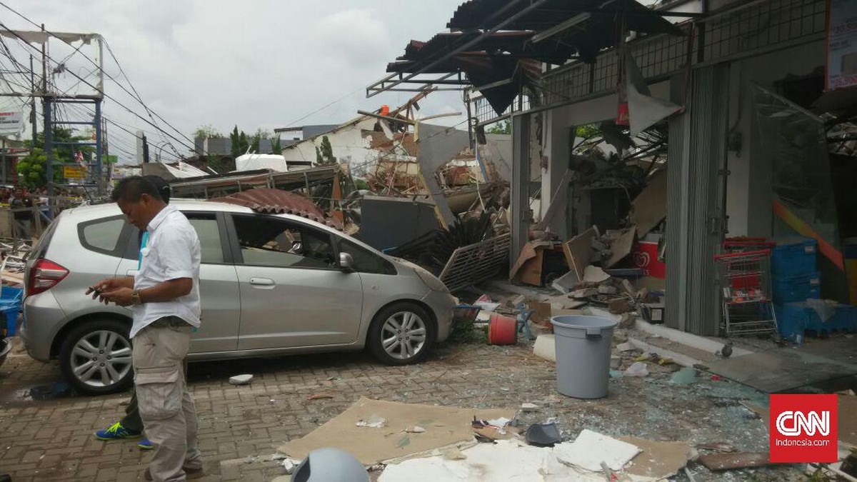 Ledakan di Bekasi yang Mengusik Minggu Pagi