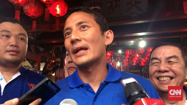 Usai berkampanye di kawasan Johar Baru, Sandiaga Uno mengaku tubuhnya mendadak meriang dan sakit pada bagian tenggorokan. 