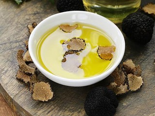 Masakan Rumahan Terasa Biasa Aja? Minyak Truffle Ini Bisa Jadi Upgrade Instan