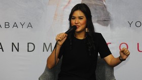 Raisa & Isyana Bersatu Boyong AMI Awards 2017
