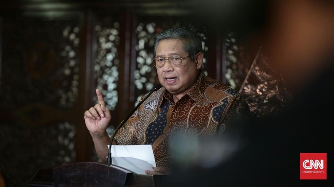 Pertemuan Prabowo-SBY baru digelar setelah Ketua Umum Partai Demokrat itu berembuk dengan poros partai pengusung Agus-Sylvi di putaran pertama.