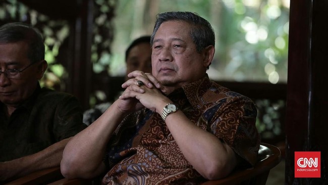 Sekjen Demokrat Hinca Panjaitan mengonfirmasi sedang berlangsung pertemuan antara Ketua Umum Demokrat Hinca Panjaitan dan Menkopolhukam Wiranto siang ini.