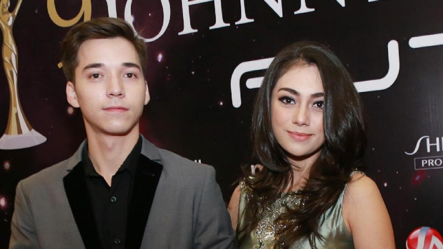 Stefan William dan Celine Evangelista Stefan William dan Celine Evangelista saat ditemui di kawasan Senayan