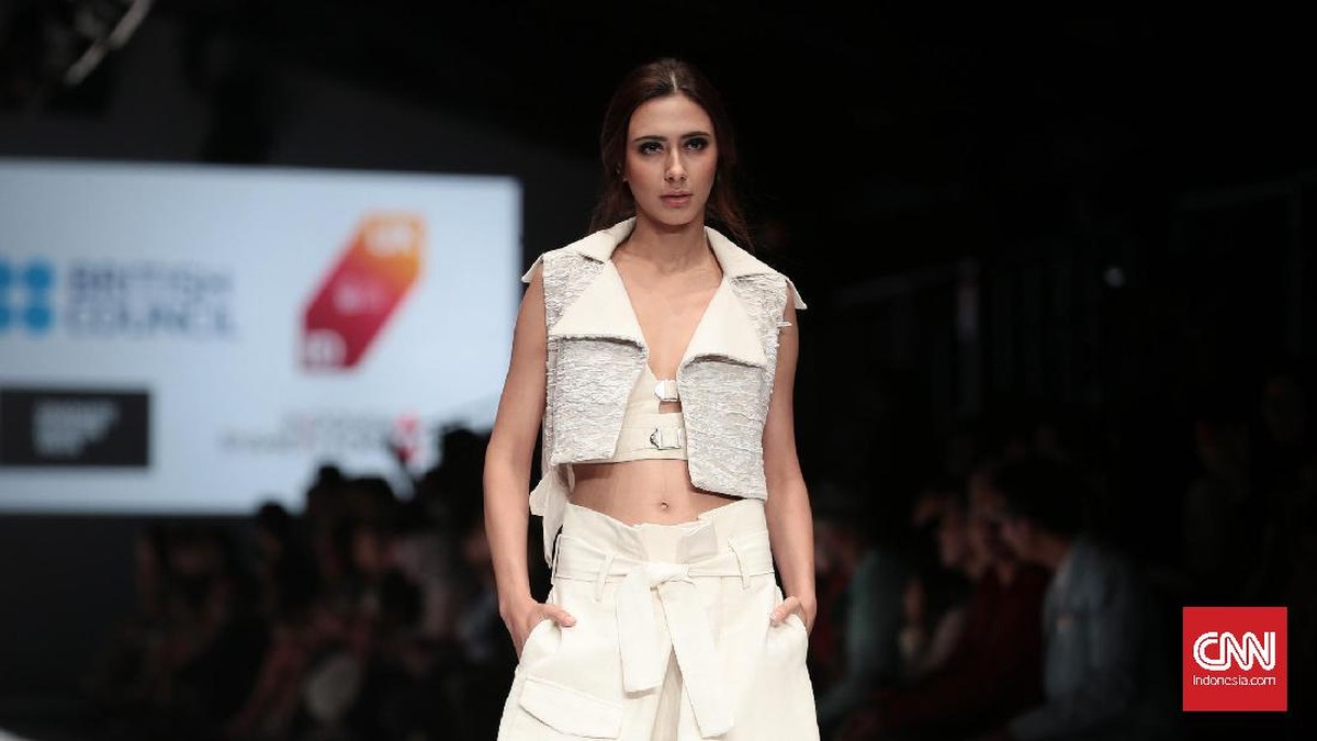 Kolaborasi Imaji Desainer Inggris dan Indonesia