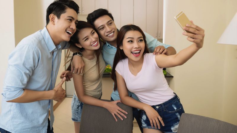 Sejak peluncurannya, OPPO F1s mendapat sambutan yang hangat di kalangan masyarakat Indonesia.