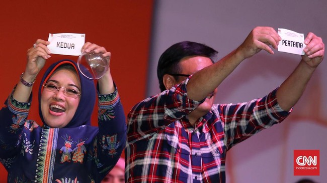Sylviana memberikan data LHKPN tahun 2015 kepada KPU DKI Jakarta. Dia satu-satunya calon kepala daerah Jakarta yang belum memperbarui LHKPN miliknya.