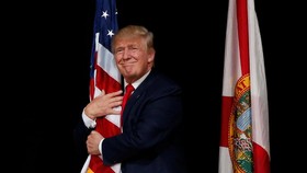 FBI Diam-diam Selidiki Hubungan Trump dan Rusia