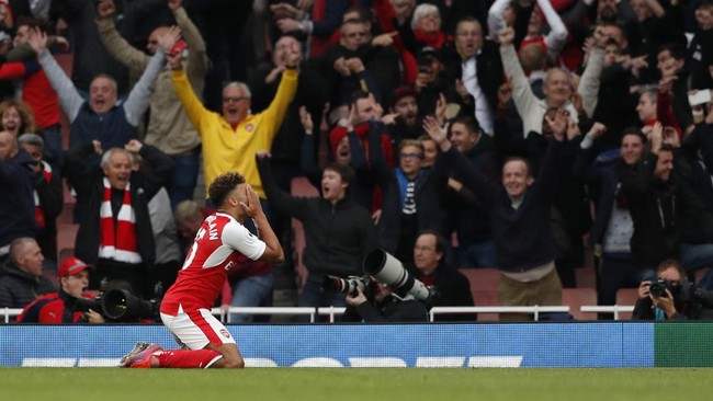Piala Liga Jadi Panggung Chamberlain Bersinar di Arsenal