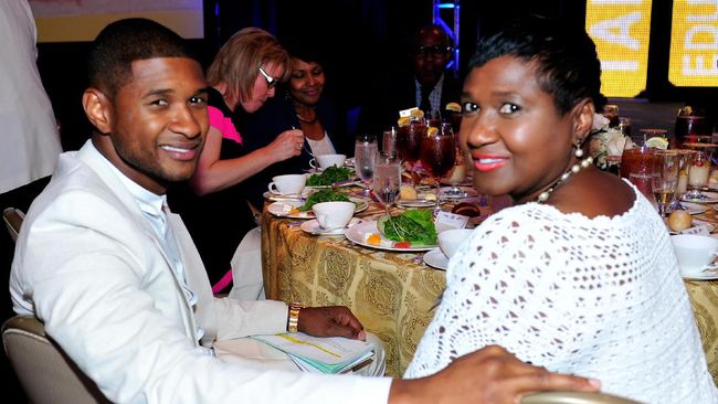 Jonnetta Patton, ibunda penyanyi dan penulis lagu Usher, siap membuka J’s Kitchen Culinary Incubator, pada Jumat besok (27/10).