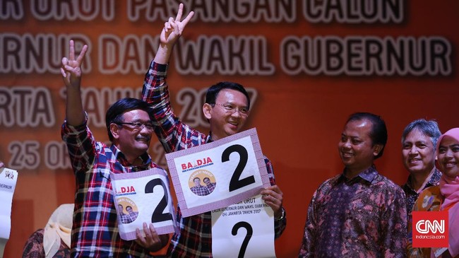 KPU DKI Jakarta tak akan mencoret Ahok dalam daftar calon peserta Pilkada DKI Jakarta 2017 mendatang. Nama Ahok juga tetap akan dicetak di surat suara.