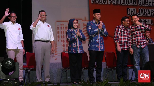 Debat perdana ketiga calon gubernur dan wakil gubernur DKI Jakarta pada Jumat malam nanti akan menjadi ajang penting untuk mendongkrak elektabilitas.