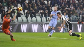 Juventus Hajar Sampdoria 4-1