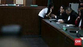 Hakim: Lalat yang Masuk ke Gelas Kopi pun Jessica Tahu