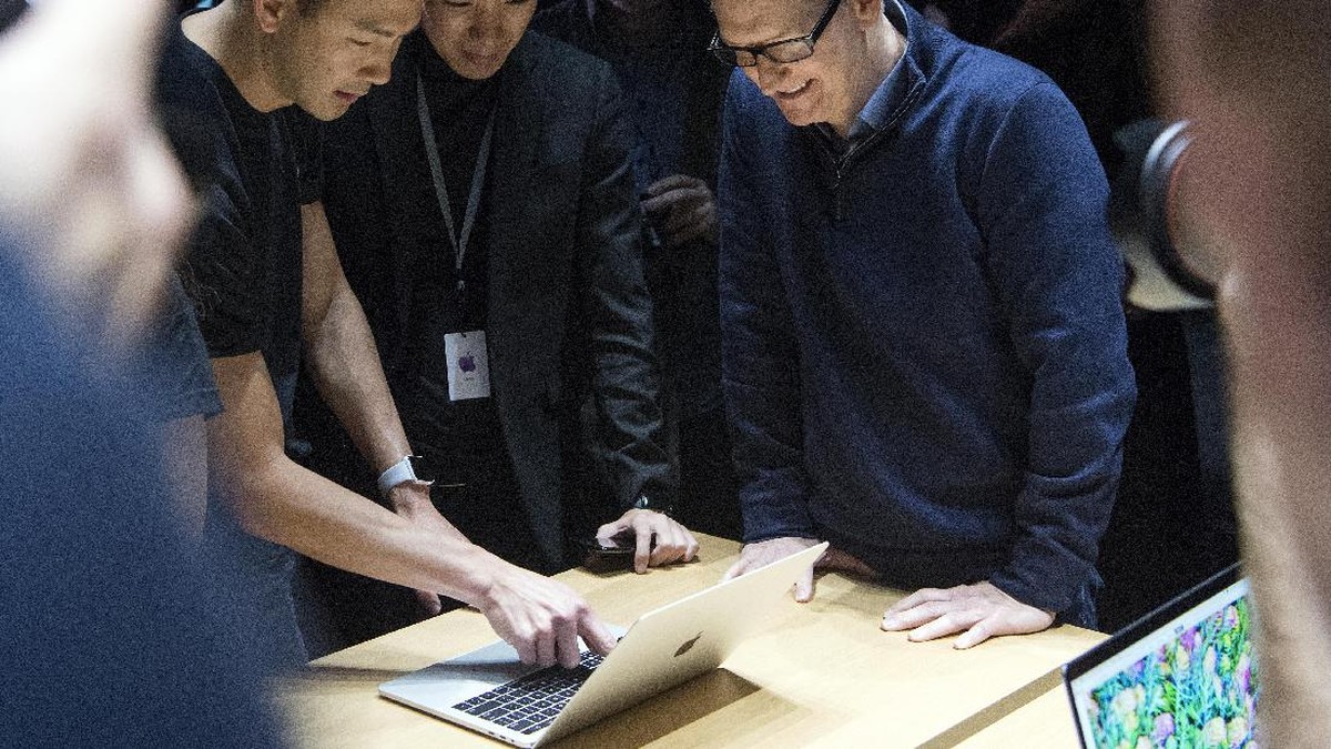 'MacBook Pro, Standar Baru Komputer Laptop'