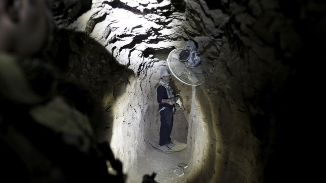 Warga Palestina Tewas dalam Pengeboman Israel atas Terowongan