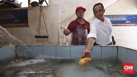 Anies Janjikan Air Bersih untuk Warga Kelas Ekonomi Bawah