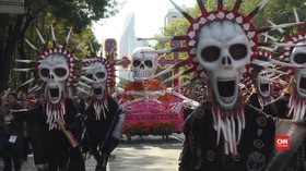 James Bond Lahirkan Parade Kematian di Meksiko