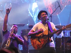 Air Mata Andien Tak Berhenti Dengar Glenn Fredly Meninggal Dunia