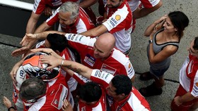 Tangis Dovizioso Tumpah di Putaran Terakhir