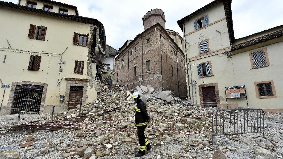 Potret Italia Pasca Gempa Terbesar dalam Tiga Dekade