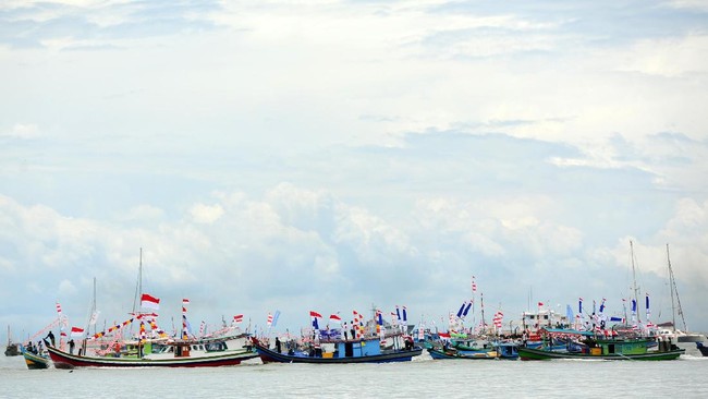 Teguran dari Menko Maritim justru ditujukan kepada dua kementerian yakni Kementerian Ristekdikti serta Kementerian Komunikasi dan Informasi.