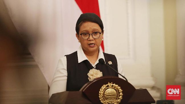 Di Bangladesh, Menlu Retno Bahas Pengungsi Rohingya