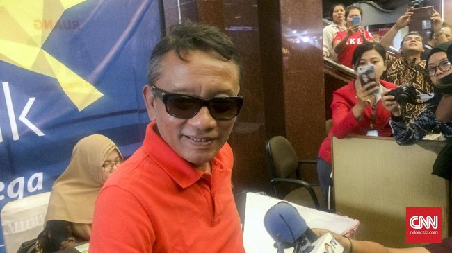 Dirjen Pajak Ken Dwijugiasteadi diduga bertemu ‘perantara’ WP terkait pengaktifan kembali status Pengukuhan Pengusaha Kena Pajak (PKP) PT EKP.