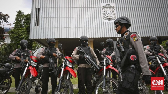 Polisi mendatangkan 50 SKK Brimob dari Polda di luar Jakarta untuk membantu pengamanan pada demo 25 November dan 2 Desember.