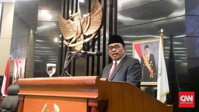 Akibat komunikasi yang buruk itu, menurut Soni, hubungan Pemprov dengan DPRD DKI Jakarta jadi tak harmonis. Juga memicu terjadinya demo 4 November.
