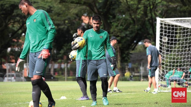 Andritany Ardhiyasa difavoritkan Hermansyah untuk mempertahankan posisi kiper utama Timnas Indonesia ketika menghadapi Myanmar di Yangon, Jumat (4/11).