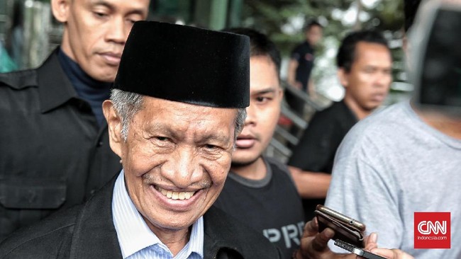 Hakim Mahkamah Konstitusi (MK) periode 2008-2015, Muhammad Alim, meninggal dunia di usia 76 tahun pada Rabu (18/8) pagi.