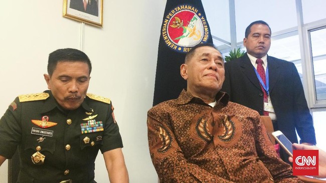 Menhan Ryamizard Ryacudu akan pasang badan dan mengambil tindakan tegas bagi semua pihak yang punya rencana makar pada demo 25 November dan 2 Desember.