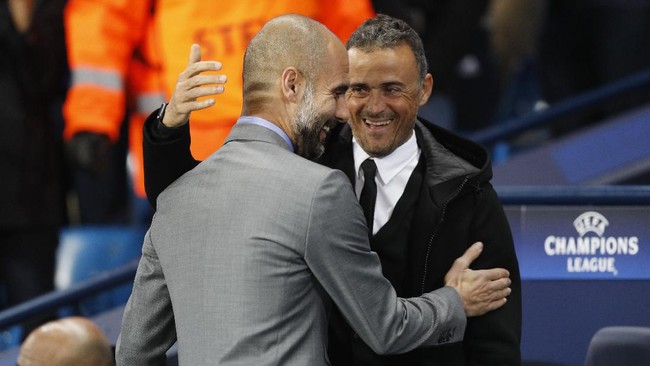 Bukan hal mudah menggantikan Luis Enrique sebagai pelatih Barcelona. Meski tim itu dipenuhi pemain bintang, tekanan untuk sang pelatih juga sangat besar.