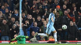 Guendogan: Manchester City Lebih Dominan dari Barcelona