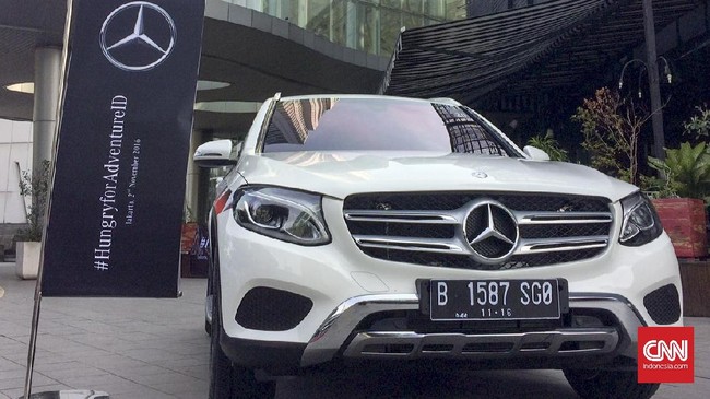 Mercedes-Benz melakukan perakitan lokal pada SUV mereka GLC 250. Dengan perakitan dalam negeri tersebut, harga jual dari SUV premium ini dipangkas Rp50 juta.