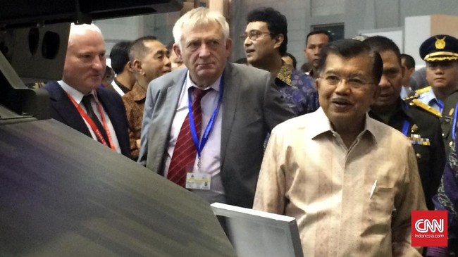 Wapres Jusuf Kalla yakin tak ada motif politis di balik penangkapan Patrialis meski dekat dengan momen pergantian hakim konstitusi.