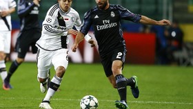 Babak I, Madrid Pimpin 2-1 atas Warsawa