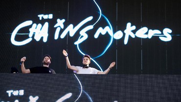 img-title Konser Drive-in The Chainsmokers Tuai Kritik, Lo Kenapa?