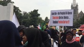 Hingga Sore, Massa Pendemo Ahok Masih Padati Pusat Ibu Kota